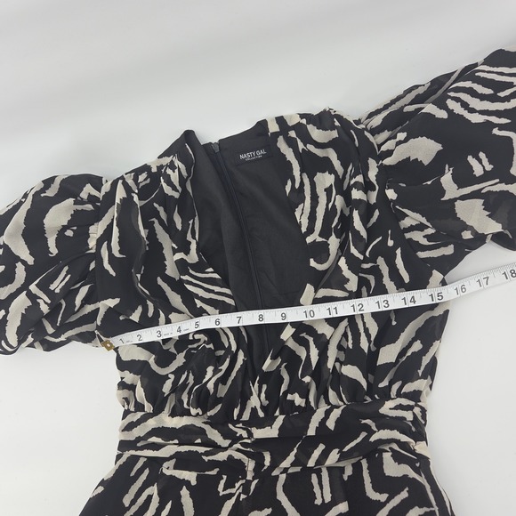 NASTY GAL Romper 4 Black Zebra Print Puff Sleeve Animal Print Chic Party Night - Picture 6 of 7